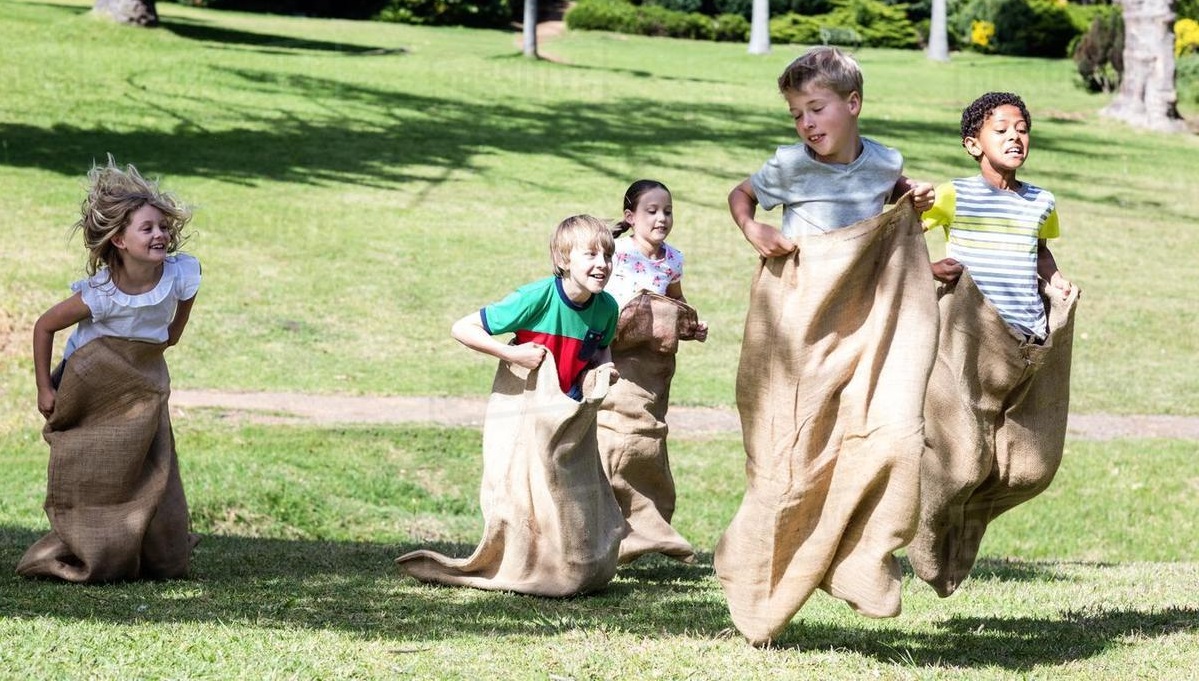 Oyun Ablası İle 2 Saat